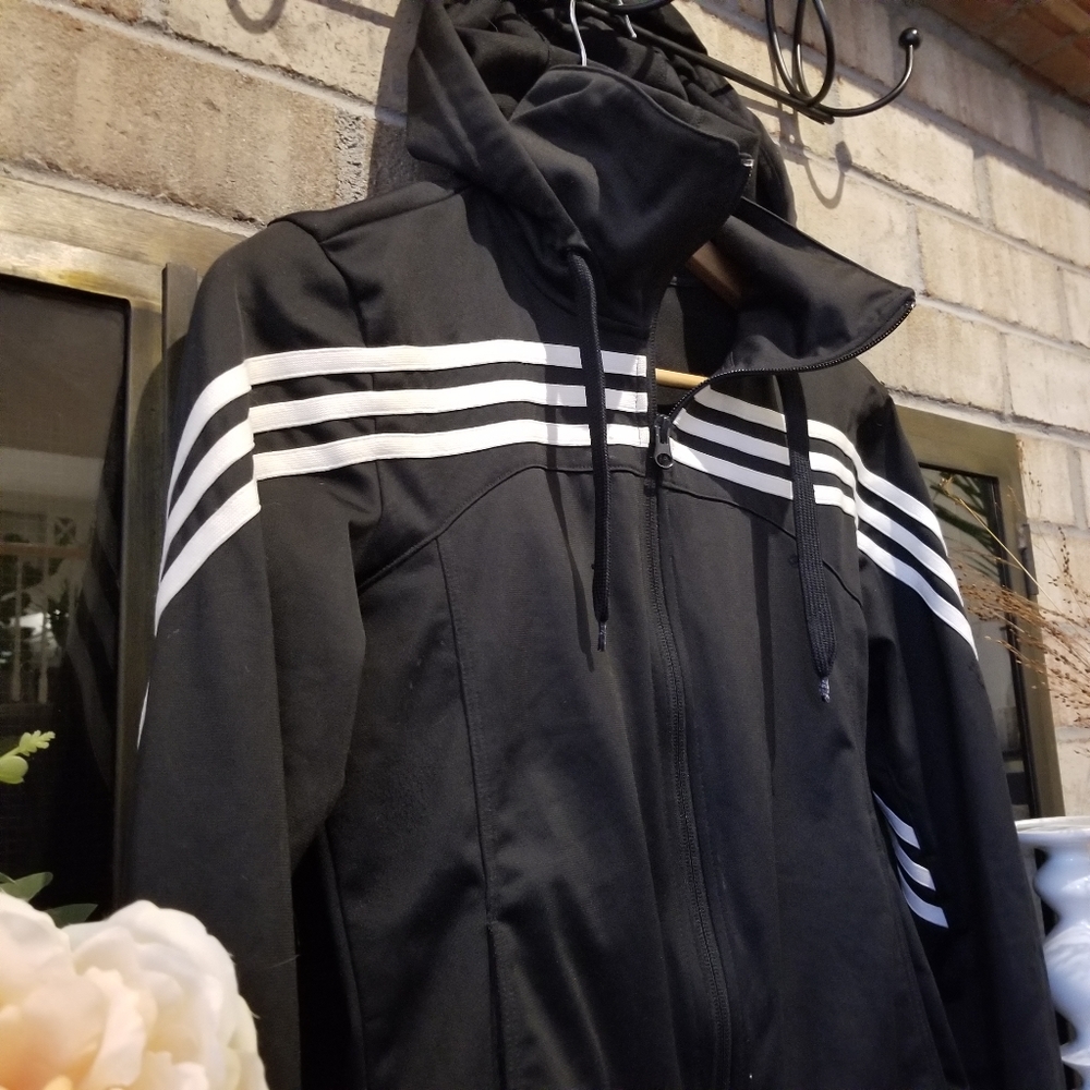Adidas vest for woman